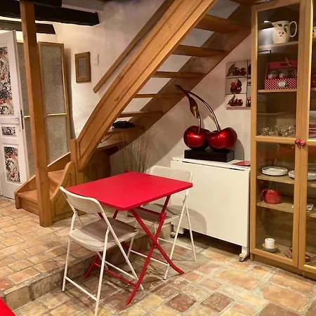 Petite Maison Coquette Nyaraló Roquecor