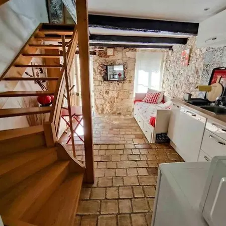 Nyaraló Petite Maison Coquette *