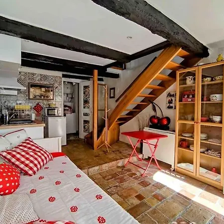 Petite Maison Coquette Ferienhaus Roquecor